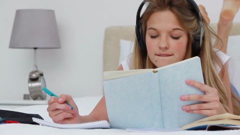 勉強ヘッドホン